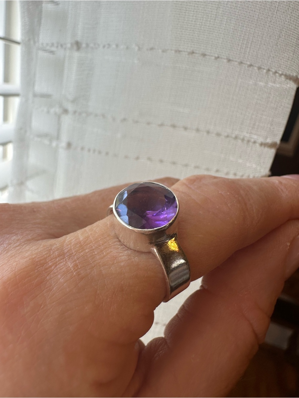 Vintage 925 Sterling Silver Modernist Bezel Amethyst Ring Size 7.5